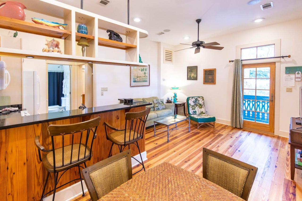 Hibiscus Coffee & Bed & Breakfast 4*