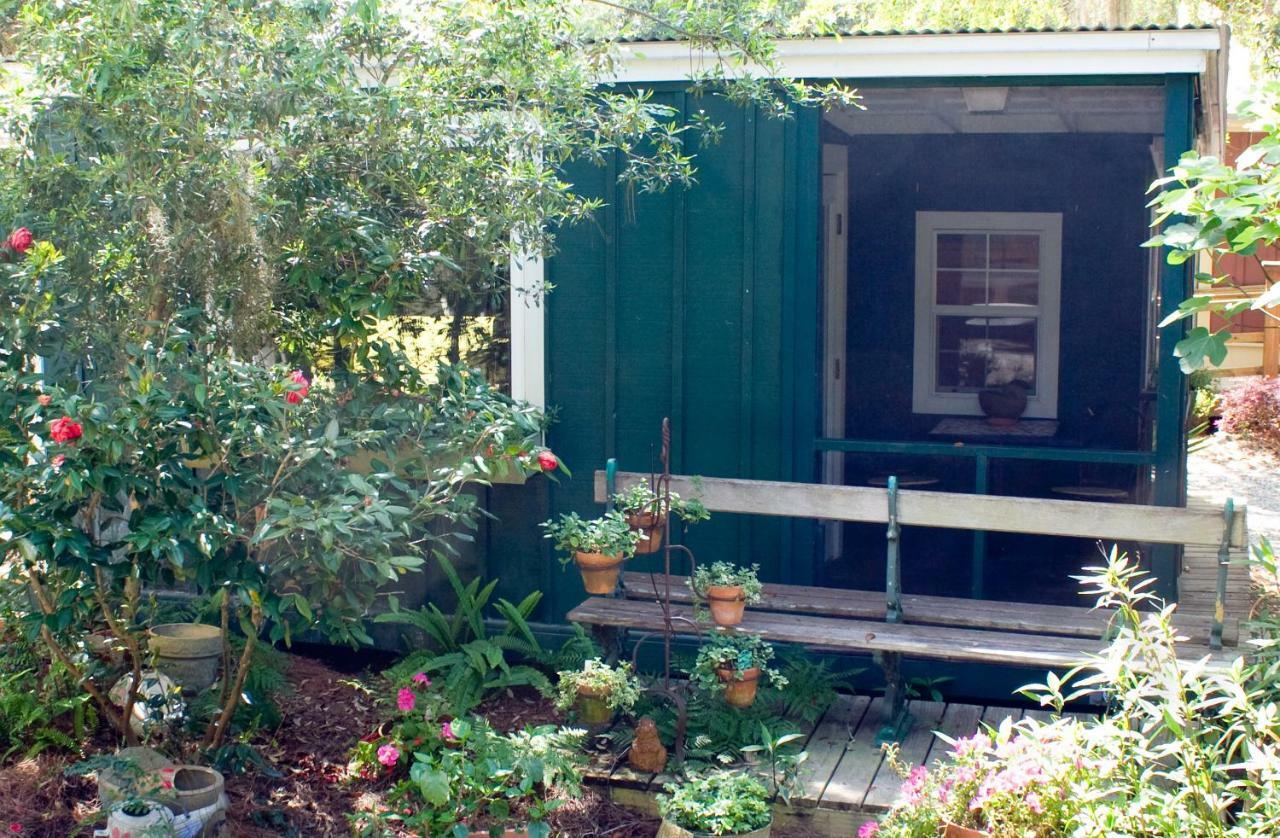 Bed and breakfast Hibiscus Coffee & Grayton Beach